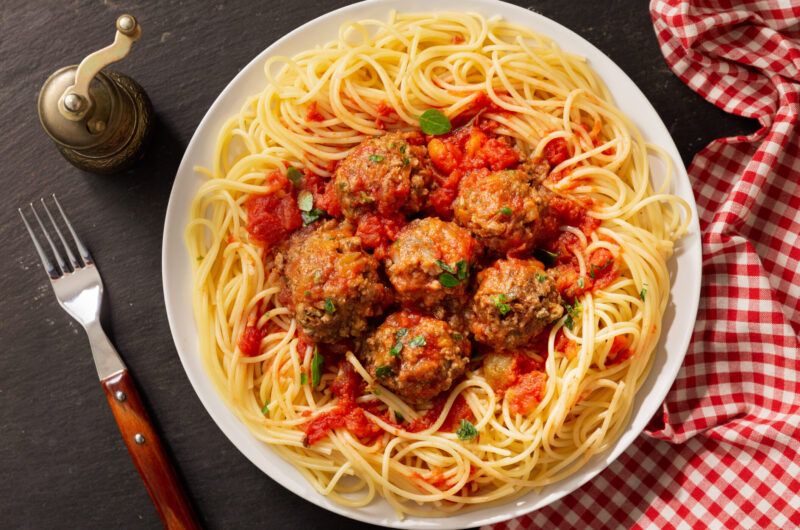 Classic Spaghetti and Meatballs Recipe: How to Make the Perfect Italian Meal